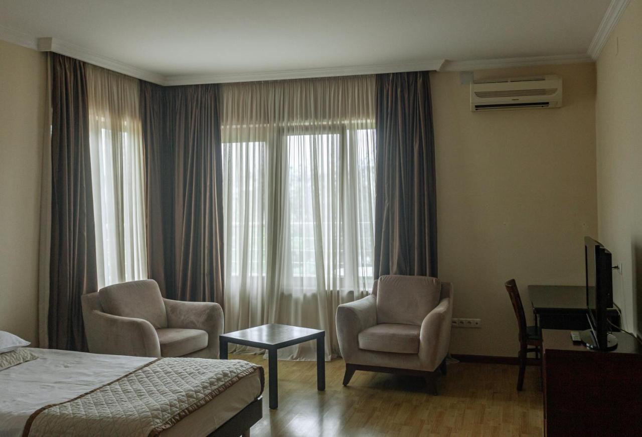 Hotel Beaumonde Garden Tbilisi Luaran gambar